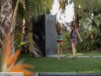 Скриншот 5 для видео Худенькие подружки замутили нежное лесбийское порно